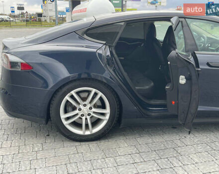 Синій Тесла Модель С, об'ємом двигуна 0 л та пробігом 131 тис. км за 12700 $, фото 37 на Automoto.ua