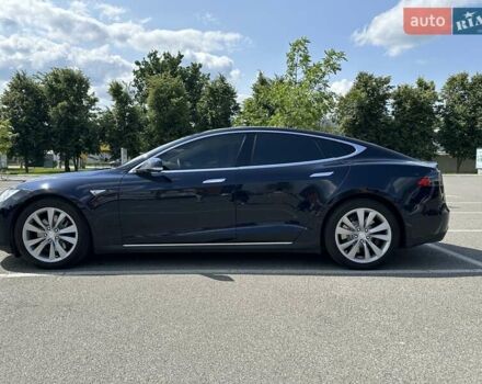 Тесла Модель С 2013 у Києві на Automoto.ua Синій Тесла Модель С, об'ємом двигуна 0 л та пробігом 165 тис. км за 13333 $, фото 3 на Automoto.ua