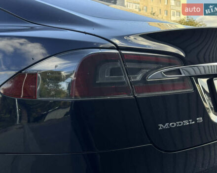 Синий Тесла Модель С, объемом двигателя 0 л и пробегом 200 тыс. км за 14900 $, фото 7 на Automoto.ua