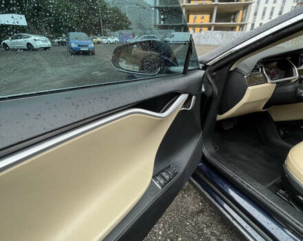 Синий Тесла Модель С, объемом двигателя 0 л и пробегом 189 тыс. км за 12999 $, фото 6 на Automoto.ua