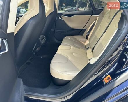 Тесла Модель С 2013 у Києві на Automoto.ua Синій Тесла Модель С, об'ємом двигуна 0 л та пробігом 165 тис. км за 13333 $, фото 17 на Automoto.ua