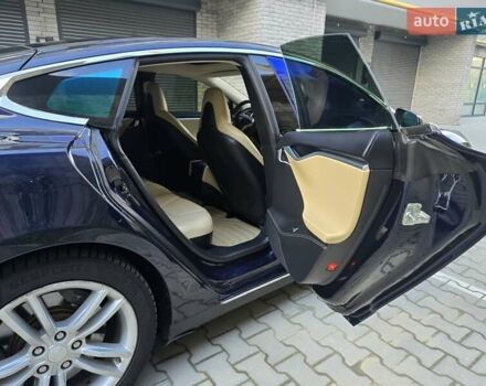 Синій Тесла Модель С, об'ємом двигуна 0 л та пробігом 155 тис. км за 12499 $, фото 56 на Automoto.ua