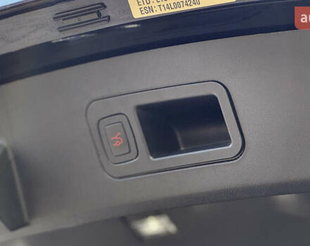 Синий Тесла Модель С, объемом двигателя 0 л и пробегом 200 тыс. км за 15400 $, фото 22 на Automoto.ua