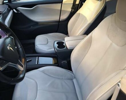 Синий Тесла Модель С, объемом двигателя 0 л и пробегом 138 тыс. км за 18499 $, фото 3 на Automoto.ua