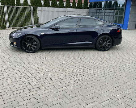 Синий Тесла Модель С, объемом двигателя 0 л и пробегом 158 тыс. км за 29600 $, фото 1 на Automoto.ua