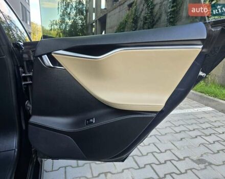 Синій Тесла Модель С, об'ємом двигуна 0 л та пробігом 155 тис. км за 12499 $, фото 57 на Automoto.ua