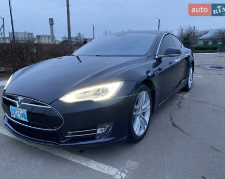 Синий Тесла Модель С, объемом двигателя 0 л и пробегом 79 тыс. км за 17500 $, фото 11 на Automoto.ua