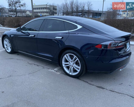Синий Тесла Модель С, объемом двигателя 0 л и пробегом 79 тыс. км за 17500 $, фото 9 на Automoto.ua
