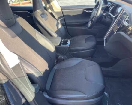 Синий Тесла Модель С, объемом двигателя 0 л и пробегом 80 тыс. км за 6000 $, фото 7 на Automoto.ua