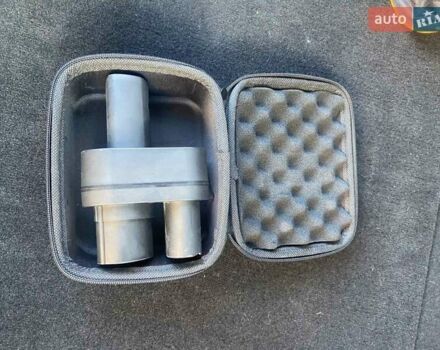 Синій Тесла Модель С, об'ємом двигуна 0 л та пробігом 267 тис. км за 11950 $, фото 31 на Automoto.ua