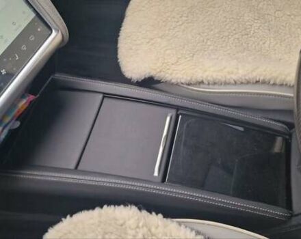 Синий Тесла Модель С, объемом двигателя 0 л и пробегом 145 тыс. км за 16600 $, фото 27 на Automoto.ua