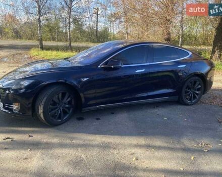 Тесла Модель С 2014 в Хмельницком на Automoto.ua Синий Тесла Модель С, объемом двигателя 0 л и пробегом 267 тыс. км за 12950 $, фото 2 на Automoto.ua