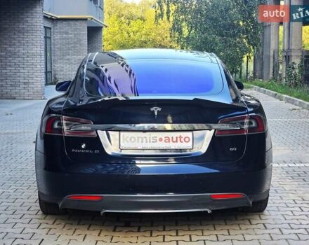 Синій Тесла Модель С, об'ємом двигуна 0 л та пробігом 155 тис. км за 12499 $, фото 7 на Automoto.ua