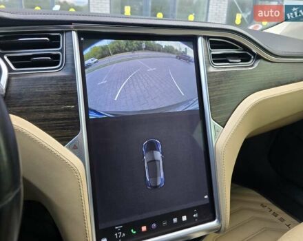 Синій Тесла Модель С, об'ємом двигуна 0 л та пробігом 155 тис. км за 12499 $, фото 40 на Automoto.ua
