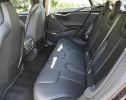 Синий Тесла Модель С, объемом двигателя 0 л и пробегом 84 тыс. км за 6100 $, фото 9 на Automoto.ua