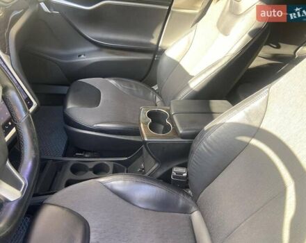 Тесла Модель С 2014 в Хмельницком на Automoto.ua Синий Тесла Модель С, объемом двигателя 0 л и пробегом 267 тыс. км за 12950 $, фото 66 на Automoto.ua