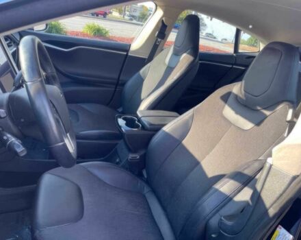 Синий Тесла Модель С, объемом двигателя 0 л и пробегом 80 тыс. км за 6000 $, фото 6 на Automoto.ua