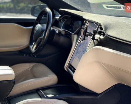 Синий Тесла Модель С, объемом двигателя 0 л и пробегом 200 тыс. км за 15400 $, фото 26 на Automoto.ua