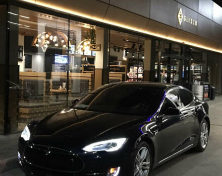 Синий Тесла Модель С, объемом двигателя 0 л и пробегом 79 тыс. км за 17500 $, фото 21 на Automoto.ua