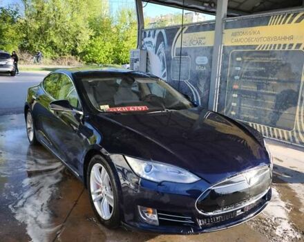 Синий Тесла Модель С, объемом двигателя 0 л и пробегом 138 тыс. км за 18499 $, фото 6 на Automoto.ua