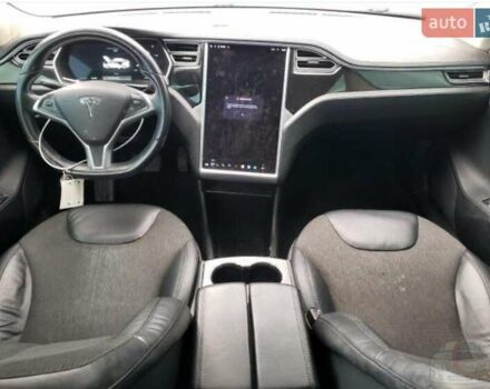 Синий Тесла Модель С, объемом двигателя 0 л и пробегом 252 тыс. км за 11500 $, фото 5 на Automoto.ua