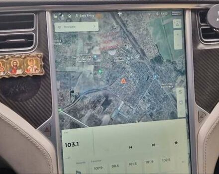 Синий Тесла Модель С, объемом двигателя 0 л и пробегом 145 тыс. км за 16600 $, фото 23 на Automoto.ua