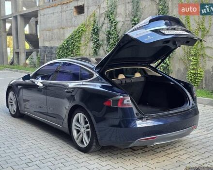 Синій Тесла Модель С, об'ємом двигуна 0 л та пробігом 155 тис. км за 12499 $, фото 68 на Automoto.ua