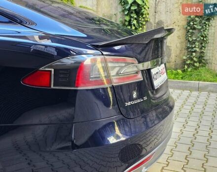Синій Тесла Модель С, об'ємом двигуна 0 л та пробігом 155 тис. км за 12499 $, фото 20 на Automoto.ua