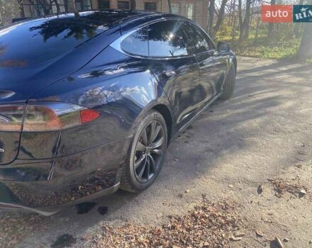Тесла Модель С 2014 в Хмельницком на Automoto.ua Синий Тесла Модель С, объемом двигателя 0 л и пробегом 267 тыс. км за 12950 $, фото 10 на Automoto.ua