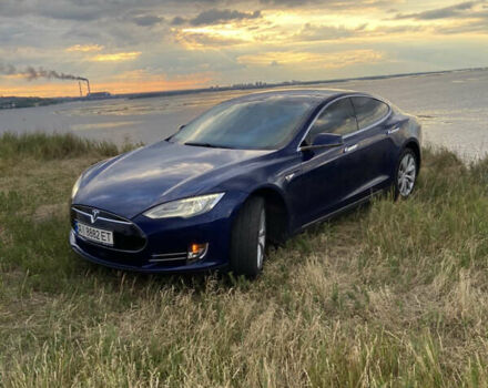 Синий Тесла Модель С, объемом двигателя 0 л и пробегом 150 тыс. км за 27000 $, фото 17 на Automoto.ua