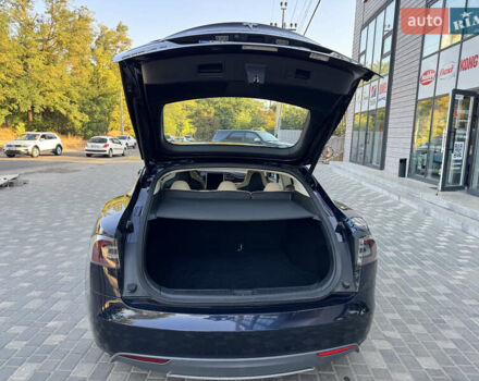 Синий Тесла Модель С, объемом двигателя 0 л и пробегом 93 тыс. км за 15000 $, фото 3 на Automoto.ua