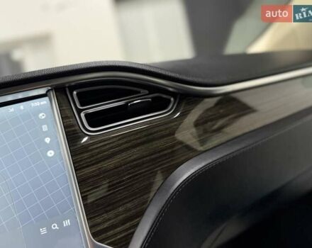 Синий Тесла Модель С, объемом двигателя 0 л и пробегом 249 тыс. км за 12999 $, фото 48 на Automoto.ua