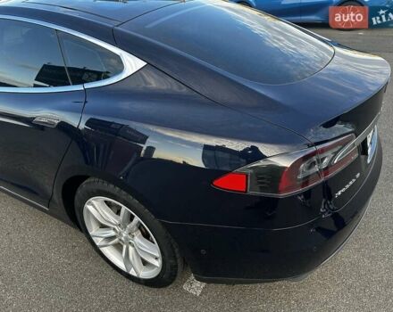 Синій Тесла Модель С, об'ємом двигуна 0 л та пробігом 361 тис. км за 14990 $, фото 5 на Automoto.ua