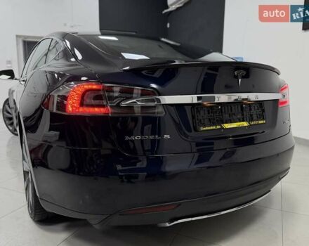 Синий Тесла Модель С, объемом двигателя 0 л и пробегом 249 тыс. км за 12999 $, фото 25 на Automoto.ua