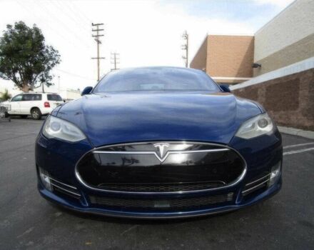 Синій Тесла Модель С, об'ємом двигуна 0 л та пробігом 74 тис. км за 11000 $, фото 1 на Automoto.ua