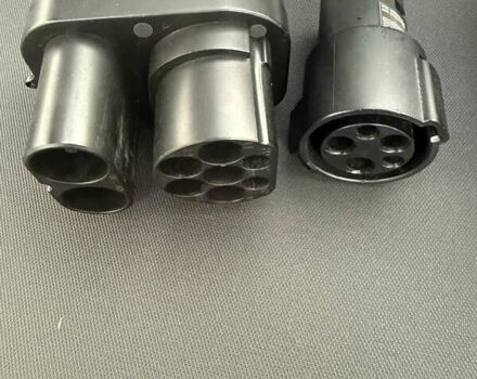 Синій Тесла Модель С, об'ємом двигуна 0 л та пробігом 140 тис. км за 12417 $, фото 16 на Automoto.ua