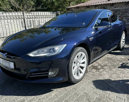 Синий Тесла Модель С, объемом двигателя 0 л и пробегом 144 тыс. км за 13400 $, фото 2 на Automoto.ua