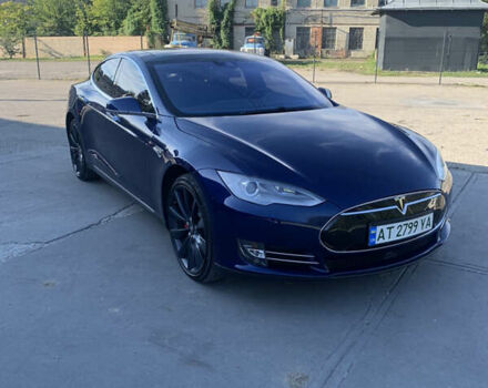 Синий Тесла Модель С, объемом двигателя 0 л и пробегом 122 тыс. км за 17000 $, фото 1 на Automoto.ua