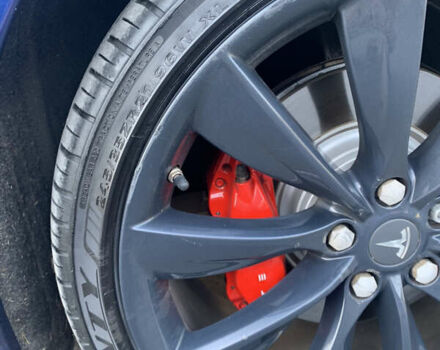 Синий Тесла Модель С, объемом двигателя 0 л и пробегом 122 тыс. км за 17000 $, фото 16 на Automoto.ua