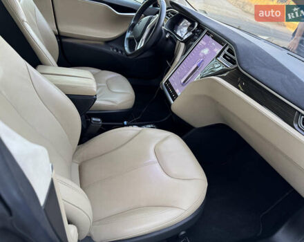 Синий Тесла Модель С, объемом двигателя 0 л и пробегом 93 тыс. км за 15000 $, фото 8 на Automoto.ua