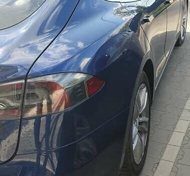 Синій Тесла Модель С, об'ємом двигуна 0 л та пробігом 150 тис. км за 15000 $, фото 6 на Automoto.ua