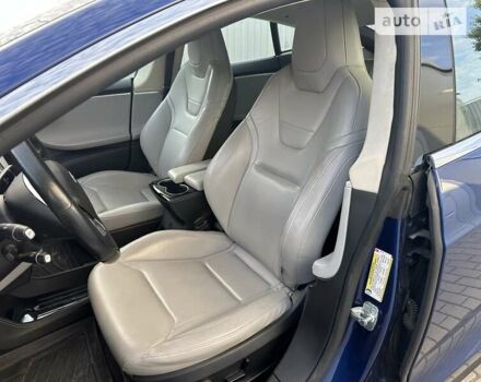 Синий Тесла Модель С, объемом двигателя 0 л и пробегом 75 тыс. км за 19999 $, фото 6 на Automoto.ua