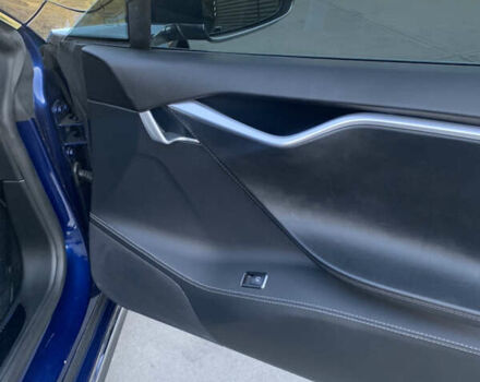 Синий Тесла Модель С, объемом двигателя 0 л и пробегом 122 тыс. км за 17000 $, фото 19 на Automoto.ua
