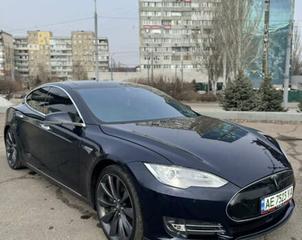 Синий Тесла Модель С, объемом двигателя 0 л и пробегом 217 тыс. км за 16000 $, фото 4 на Automoto.ua