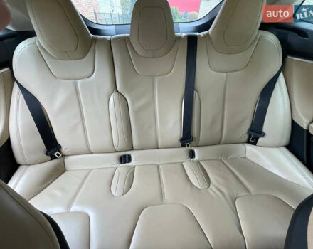 Синий Тесла Модель С, объемом двигателя 0 л и пробегом 139 тыс. км за 13900 $, фото 19 на Automoto.ua