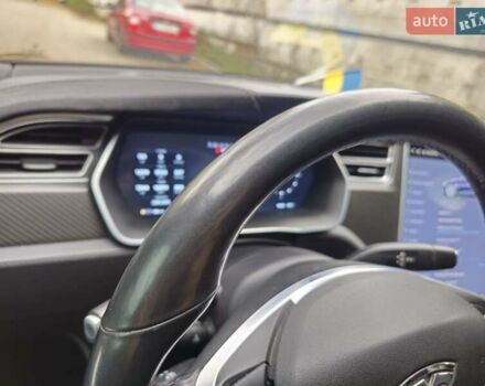 Синий Тесла Модель С, объемом двигателя 0 л и пробегом 215 тыс. км за 18000 $, фото 26 на Automoto.ua