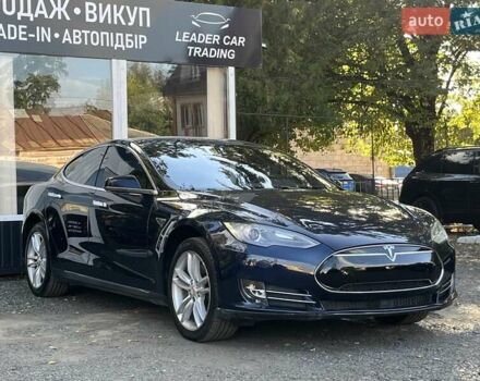 Синий Тесла Модель С, объемом двигателя 0 л и пробегом 88 тыс. км за 16500 $, фото 3 на Automoto.ua