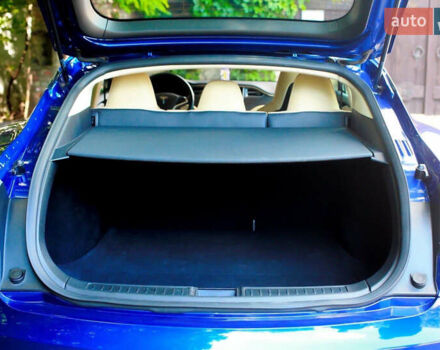 Синий Тесла Модель С, объемом двигателя 0 л и пробегом 281 тыс. км за 18000 $, фото 4 на Automoto.ua