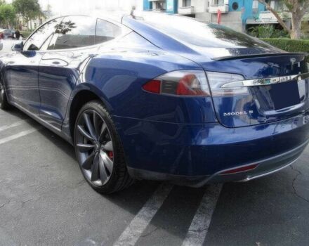 Синій Тесла Модель С, об'ємом двигуна 0 л та пробігом 74 тис. км за 11000 $, фото 5 на Automoto.ua