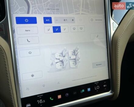 Синій Тесла Модель С, об'ємом двигуна 0 л та пробігом 88 тис. км за 14500 $, фото 19 на Automoto.ua